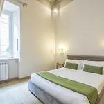 Little Queen Bed & Breakfast Roma