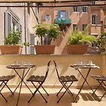 Little Queen Bed & Breakfast Roma