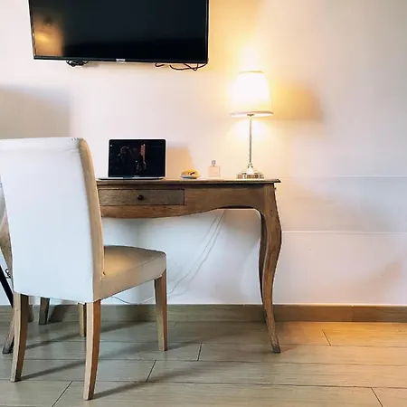 Little Queen 4* 罗马