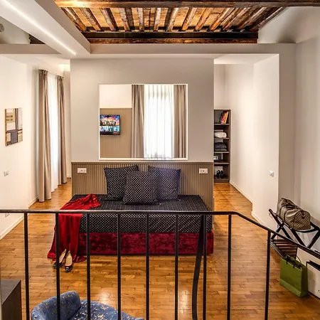 Bed & Breakfast Little Queen Rome