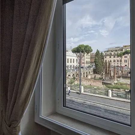 Little Queen 4* Roma