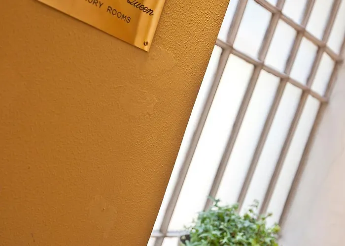 Nocleg ze śniadaniem Little Queen 4*