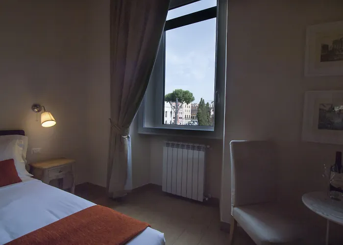 Little Queen 4* Rzym