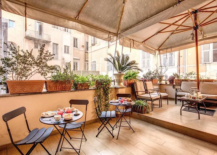 Little Queen Bed and Breakfast